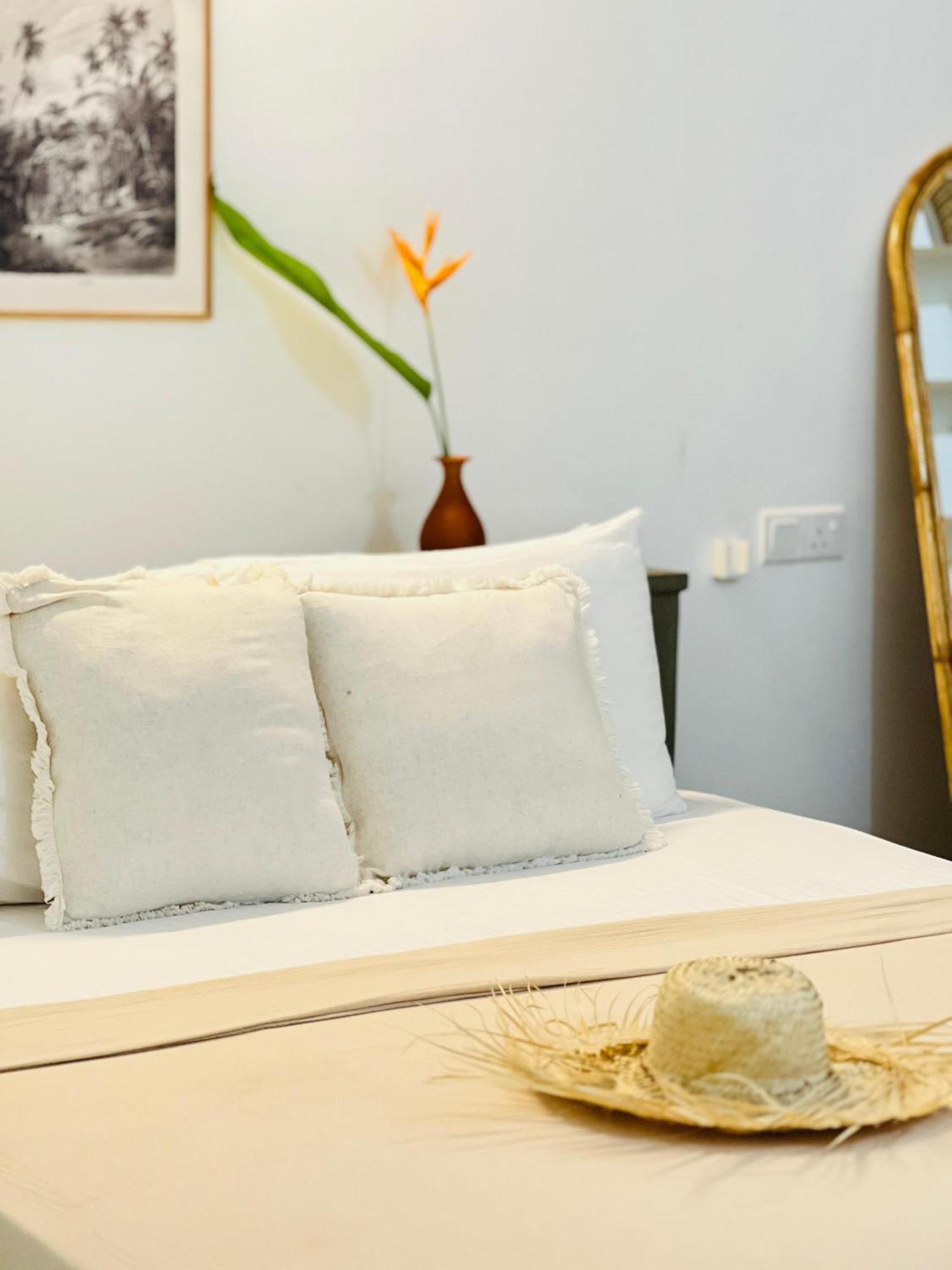 Water'S Edge Villa Ahangama Phòng bức ảnh